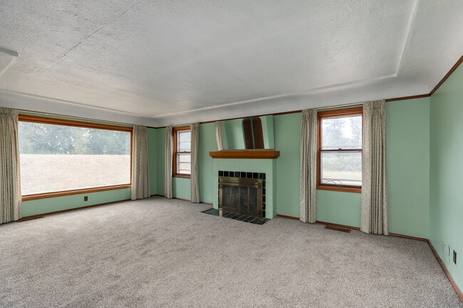 Photo - 33491 NW Reeder Rd House