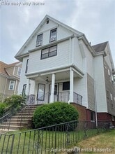 Building Photo - 186 Powder House Blvd