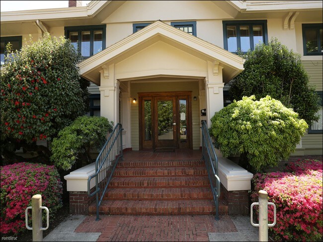 Foto del edificio - 1544 SE Hawthorne Blvd