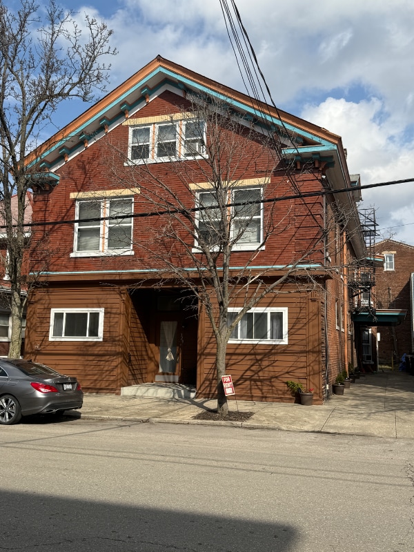 Building Photo - 329 Taylor Ave