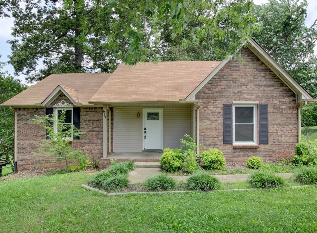 Primary Photo - 617 Ranch Hill Dr