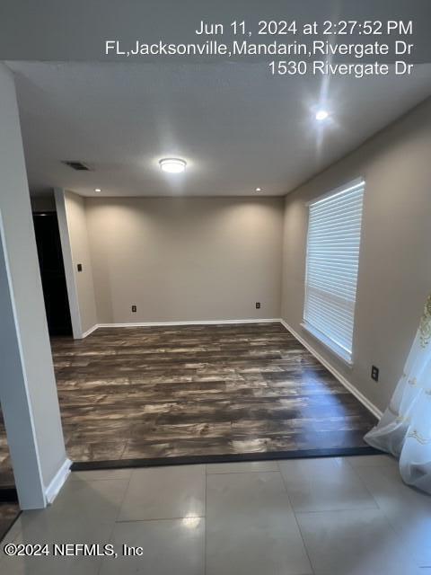 Building Photo - 1530 Rivergate Dr