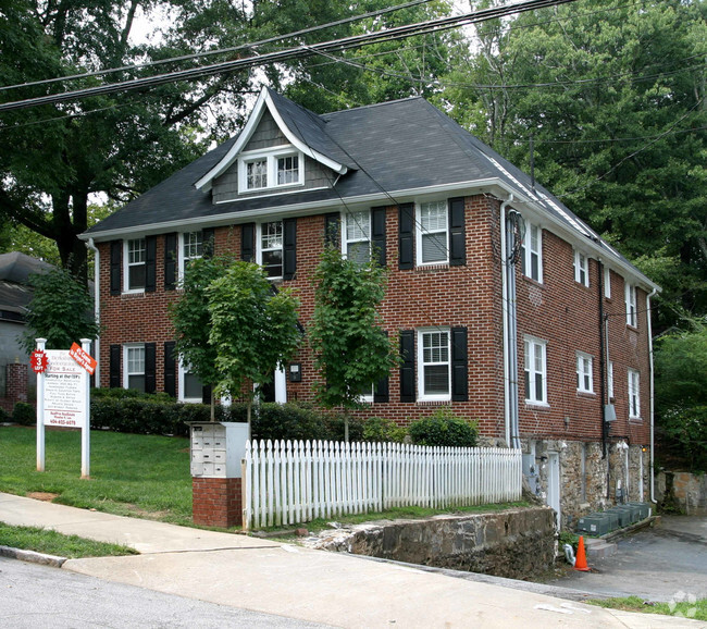 Foto del edificio - The Berkshire Condominium