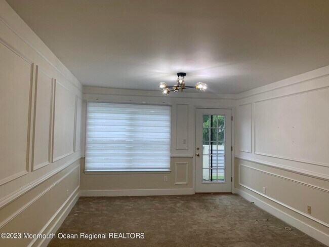 Building Photo - 466 Magnolia Ct