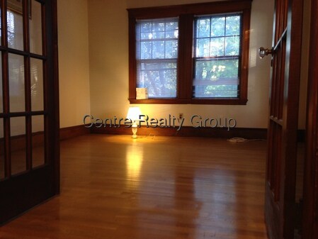 Foto del edificio - 16 Justin Rd