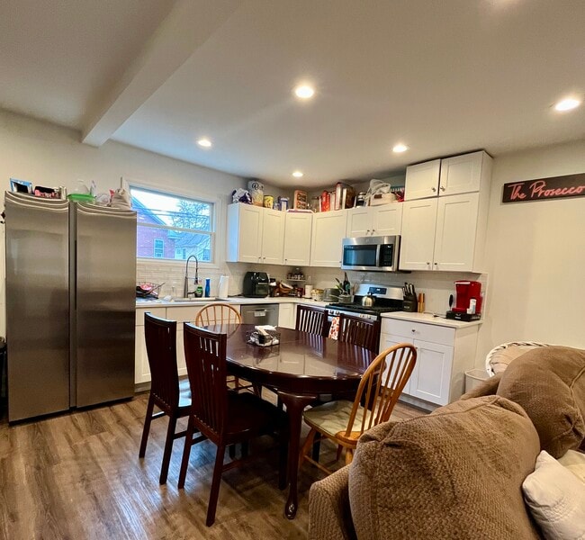 Kit - comedor - 165 Church St