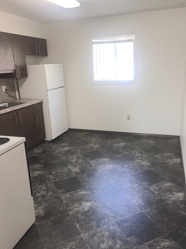 Dining Room - 255 E Main St
