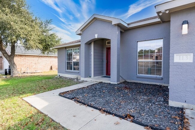 Building Photo - 113 W Deer Horn Pass