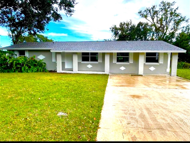 Photo - 4522 W Gore St (Orlando, FL) House
