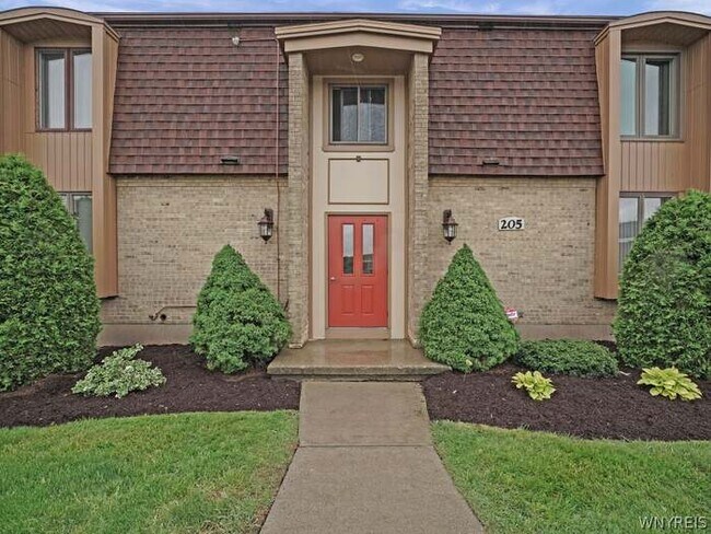 Foto del edificio - 205 Charter Oaks Dr