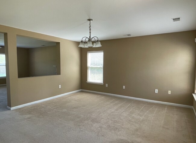 Building Photo - Boiling Springs - SPACIOUS & Beautiful 4 B...