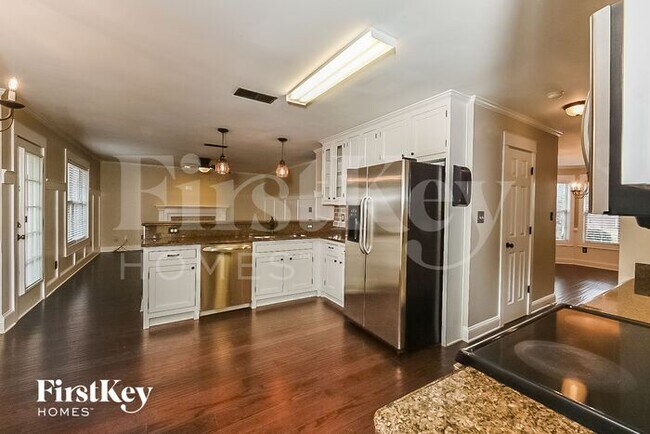 Building Photo - 1209 Ilex Ct