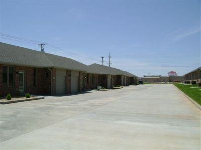 Primary Photo - 5601 N 17th