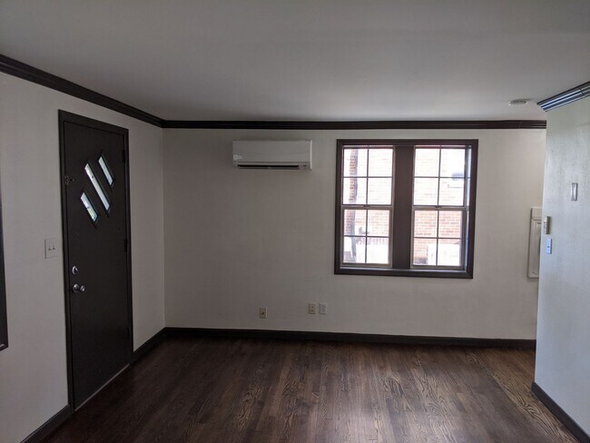 Foto del edificio - 3822 Redding Rd