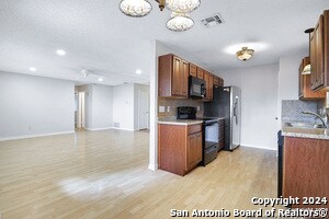 Building Photo - 9262 Ridge Br