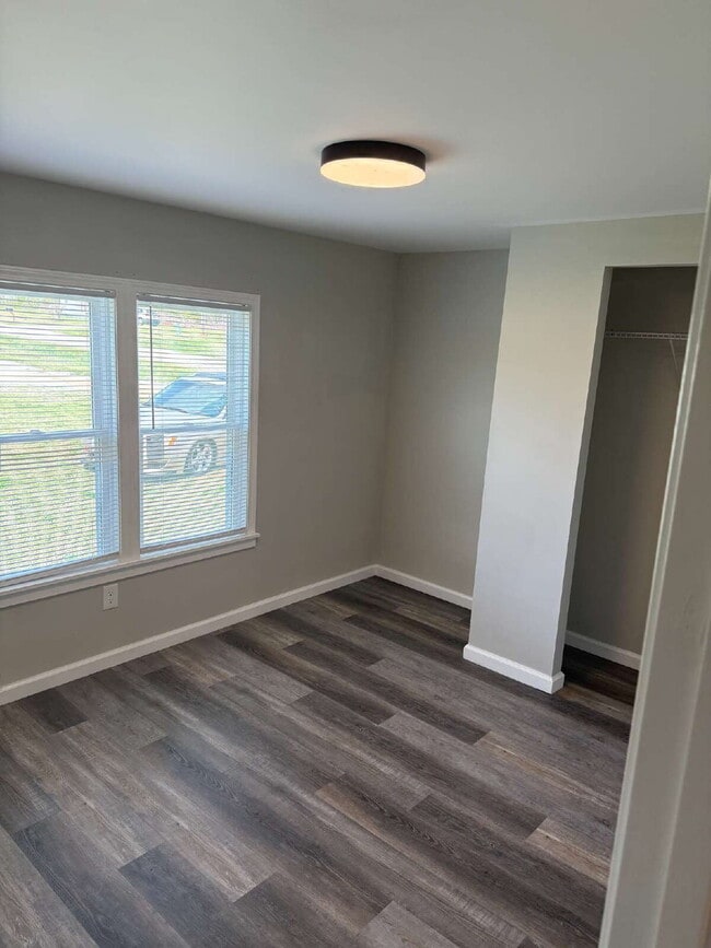 Building Photo - Affordable Co Living 2 Bedroom 1 Bathroom Home Available Now $850/mo rent