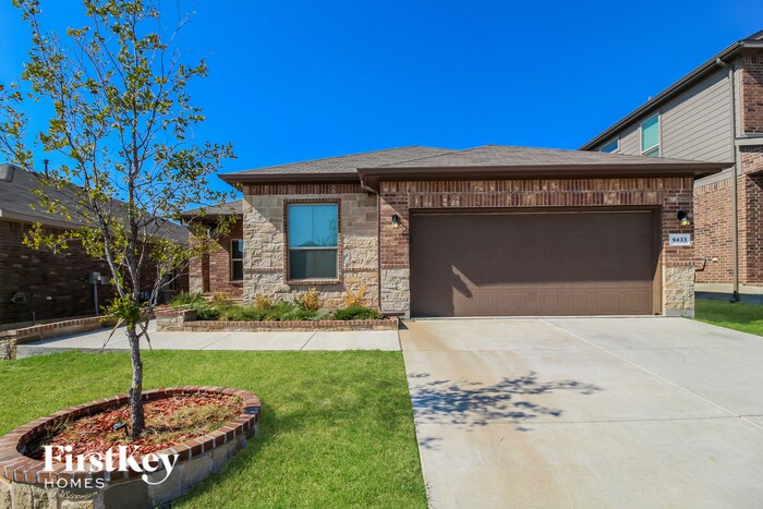 Foto principal - 9433 Blaine Dr