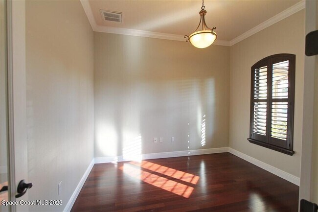 Foto del edificio - 3381 Thurloe Dr