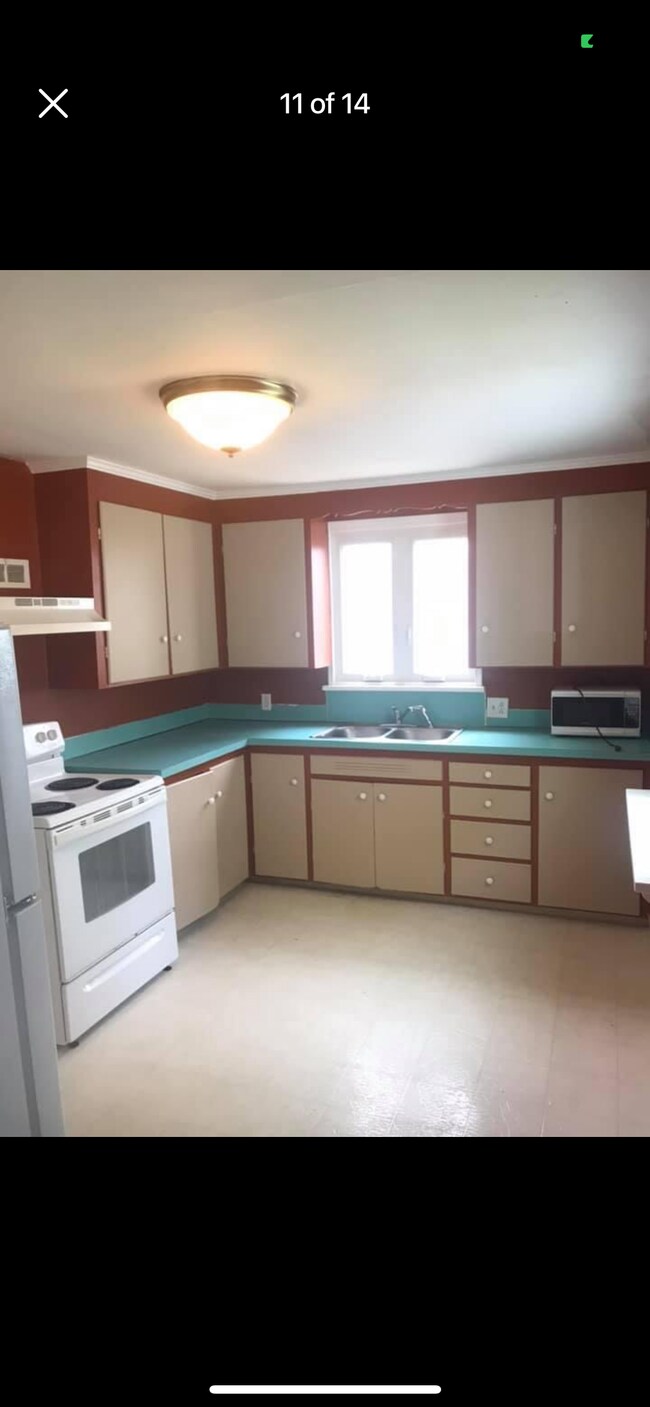 Building Photo - 255 Rhinecliff Dr