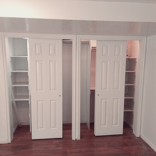 Foto del edificio - 4785 Bayport Way