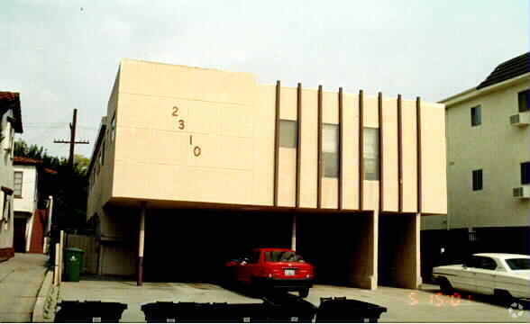 Primary Photo - 2310 S Bentley Ave