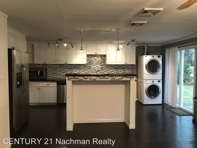 Foto del edificio - 4 br, 2 bath House - 1208 Hale Drive