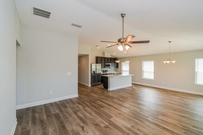 Building Photo - 683 Trellis Bay Dr