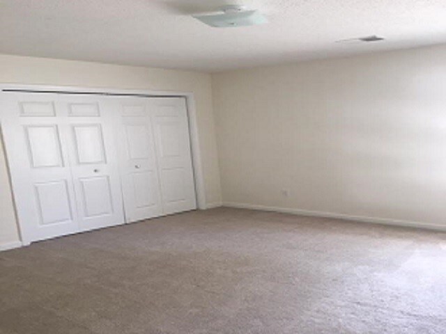 Foto del edificio - 304 ADERLEY Oak Loop