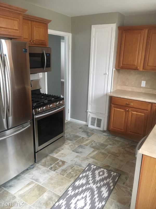 Foto del edificio - 3 br, 2 bath House - 18660 Birwood Street