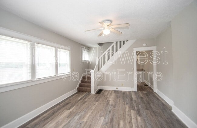 Building Photo - 1543 E Ohio St