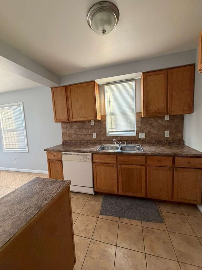 Building Photo - 20101 Charest St