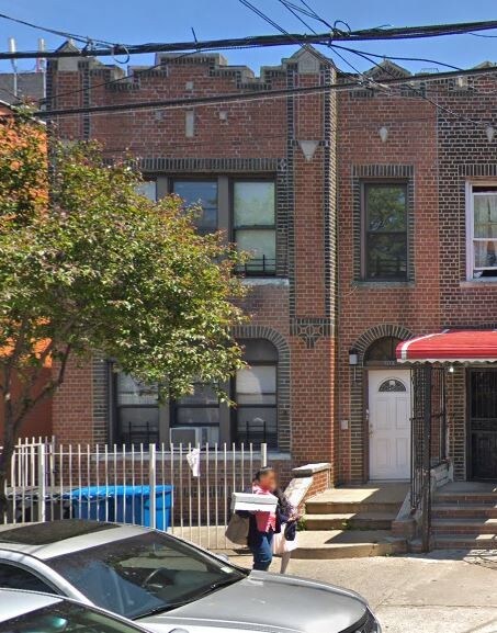 Primary Photo - 1144 Wheeler Ave