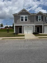 Building Photo - 206 Telford Dr