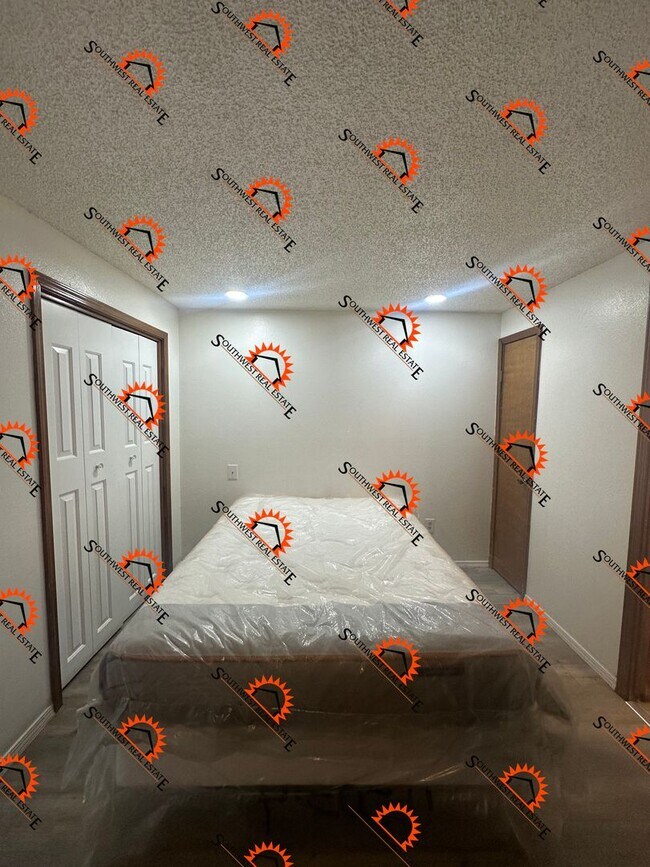 Foto del edificio - Month to month - Furnished studio apartment