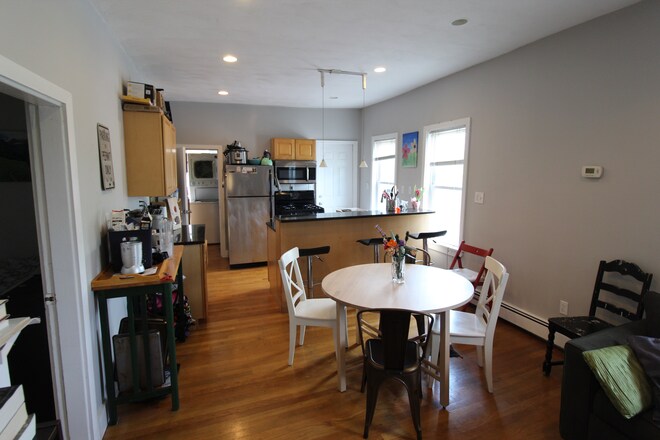 Primary Photo - 3.0 bedroom in Cambridge Massachusetts 02141