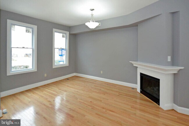 Building Photo - 5302 Illinois Ave NW