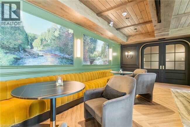 Building Photo - 6523 WELLINGTON 7 Rd