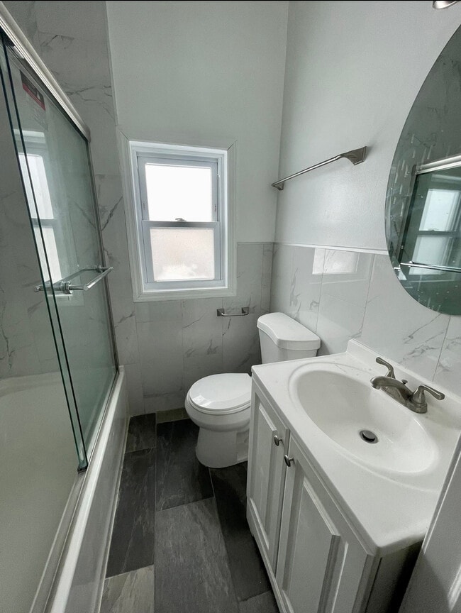 Building Photo - 345 Kaplan Ave