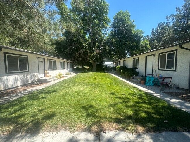 Building Photo - 2bed, 1bath, 800 Sq.ft. apartment - Nampa ...