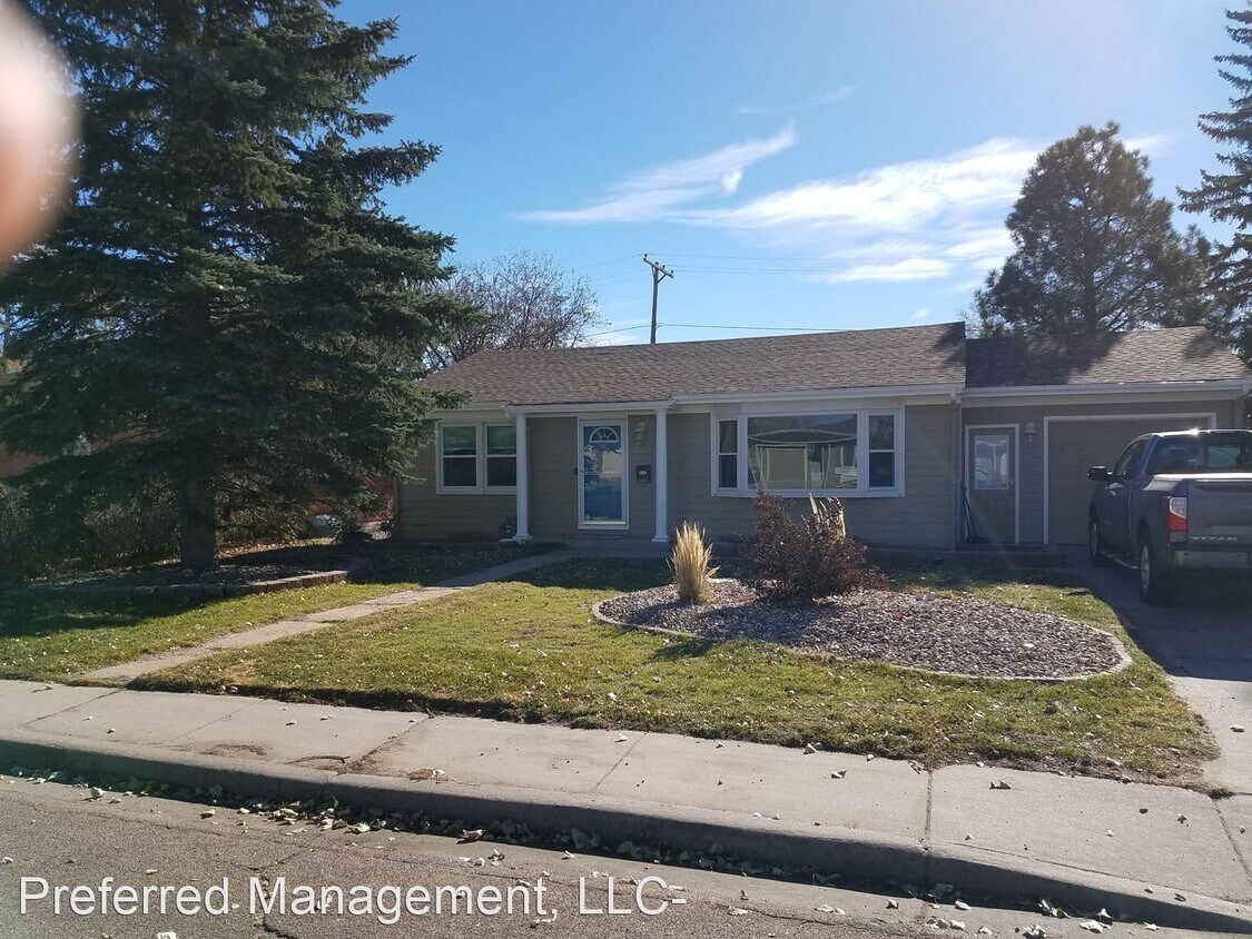 Primary Photo - 3 br, 2 bath House - 3229 Acacia Drive