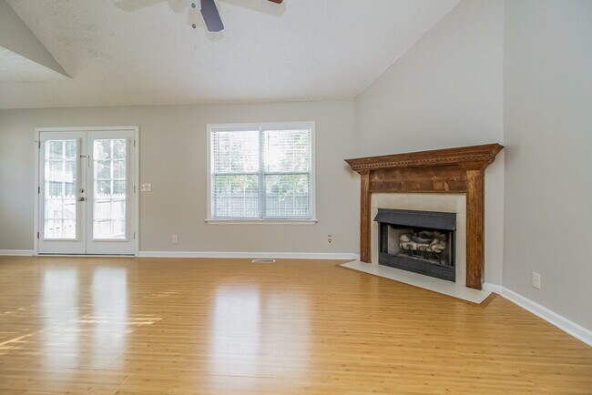 Foto del edificio - 3608 Burwick Pl