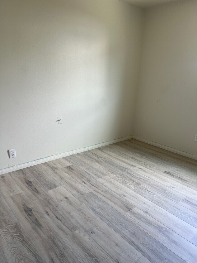 Foto del edificio - 733 S Lincoln Ave