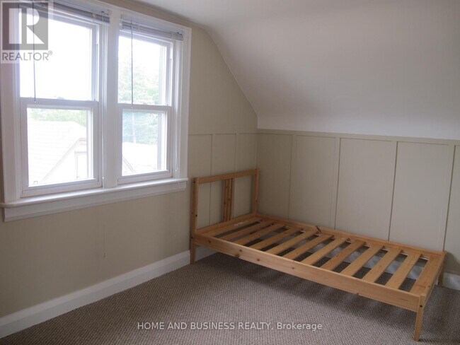 Photo du bâtiment - 2 Patricia St