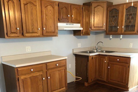 Kitchen - 819 S Braddock Ave