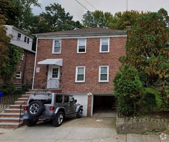 Building Photo - 95 Undine Rd