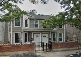 Building Photo - 106-19 154th St