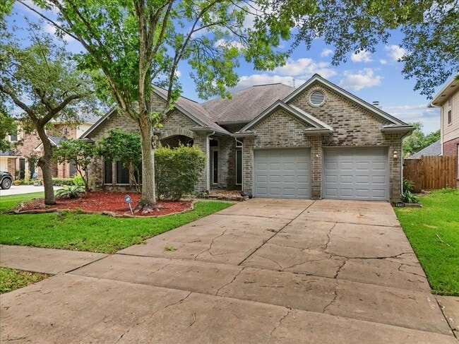 Building Photo - 110 Crimson Bay Dr