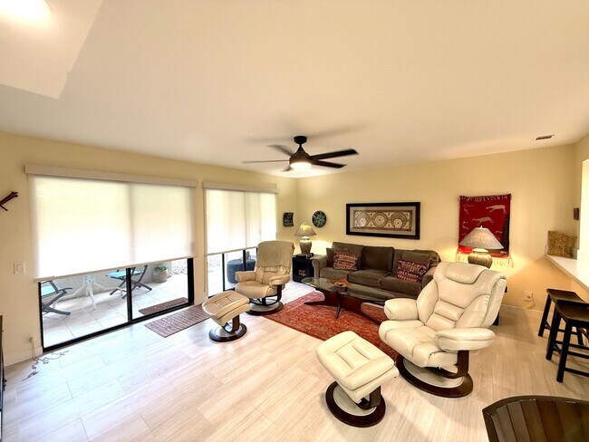 Foto del edificio - Riviera Gardens SEASONAL FURNISHED! FANTASTIC!