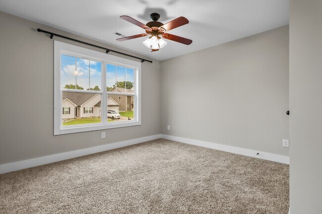 Foto del edificio - 515 Somerset Ln