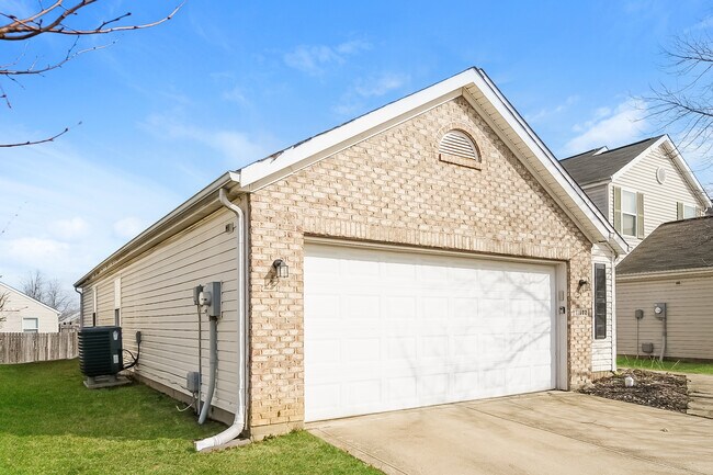 Building Photo - 11602 Signet Ln